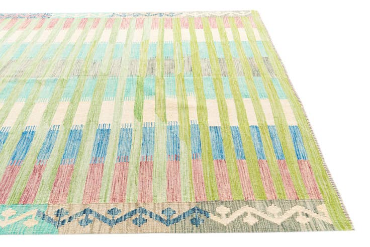 Detail image of 6' 5 x 9' 10 Hand Woven Kilim Modern Wool Rug