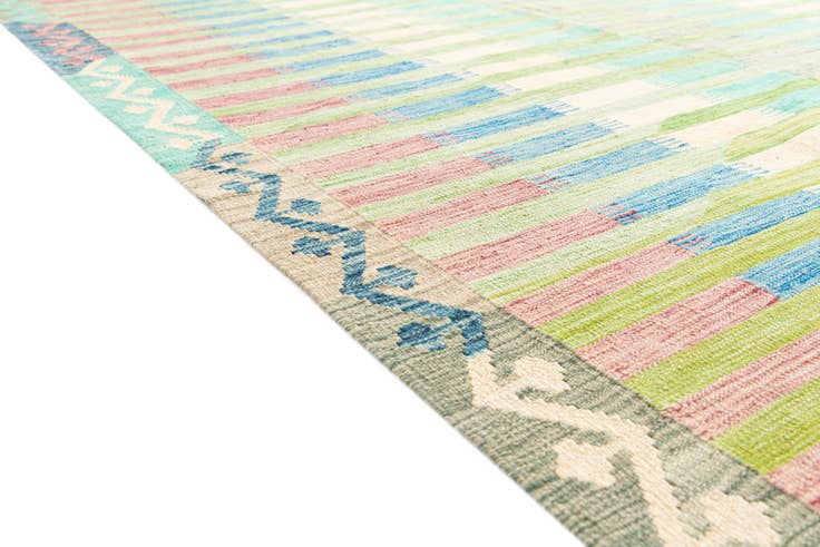 Detail image of 6' 5 x 9' 10 Hand Woven Kilim Modern Wool Rug