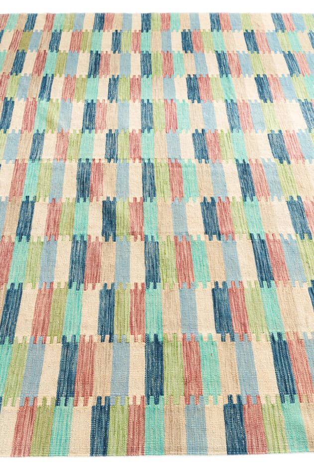 Detail image of 7' x 9' 5 Hand Woven Kilim Modern Wool Rug