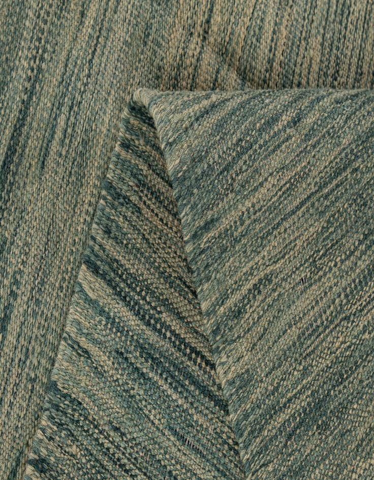 Detail image of 4' 9 x 6' 6  Hand Woven Kilim Modern Wool Rug