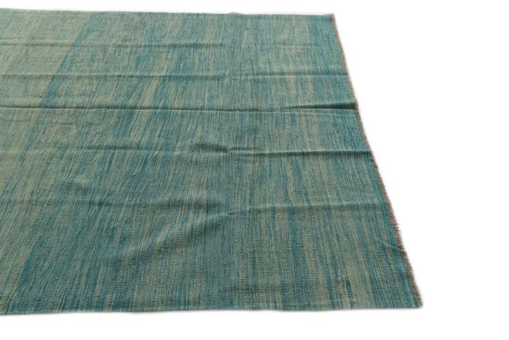 Detail image of 5' 7 x 7' 10 Hand Woven Kilim Modern Wool Rug