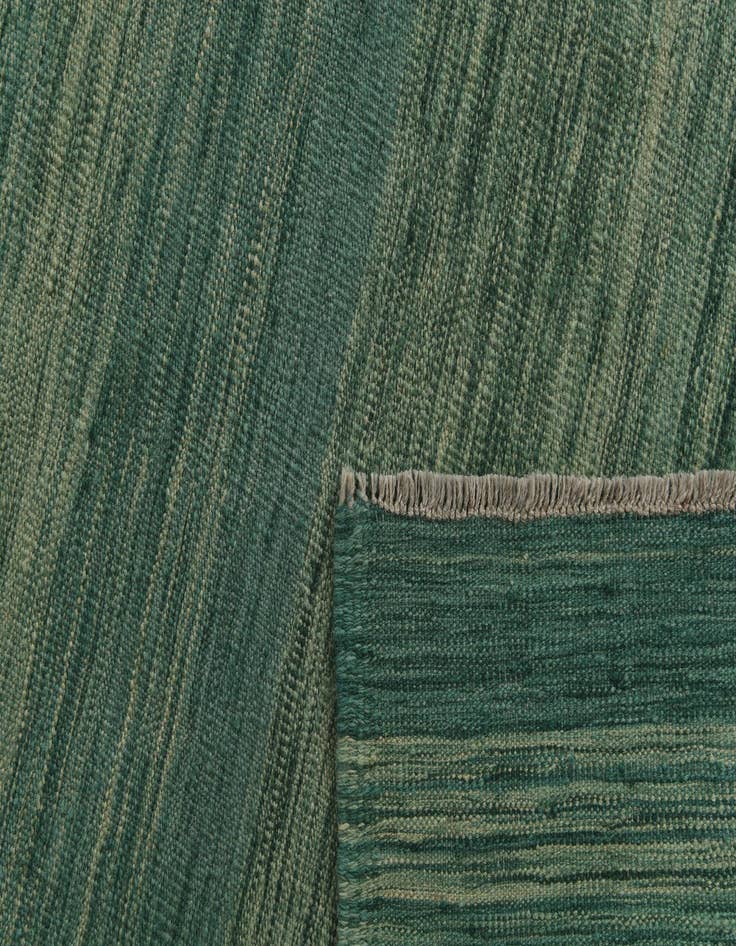 Detail image of 6' 6 x 9' 10  Hand Woven Kilim Modern Wool Rug