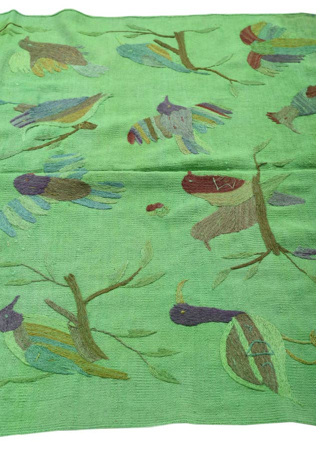 Detail image of 4' 7 x 6' 2 Hand Woven Kilim Suzani Wool Rug