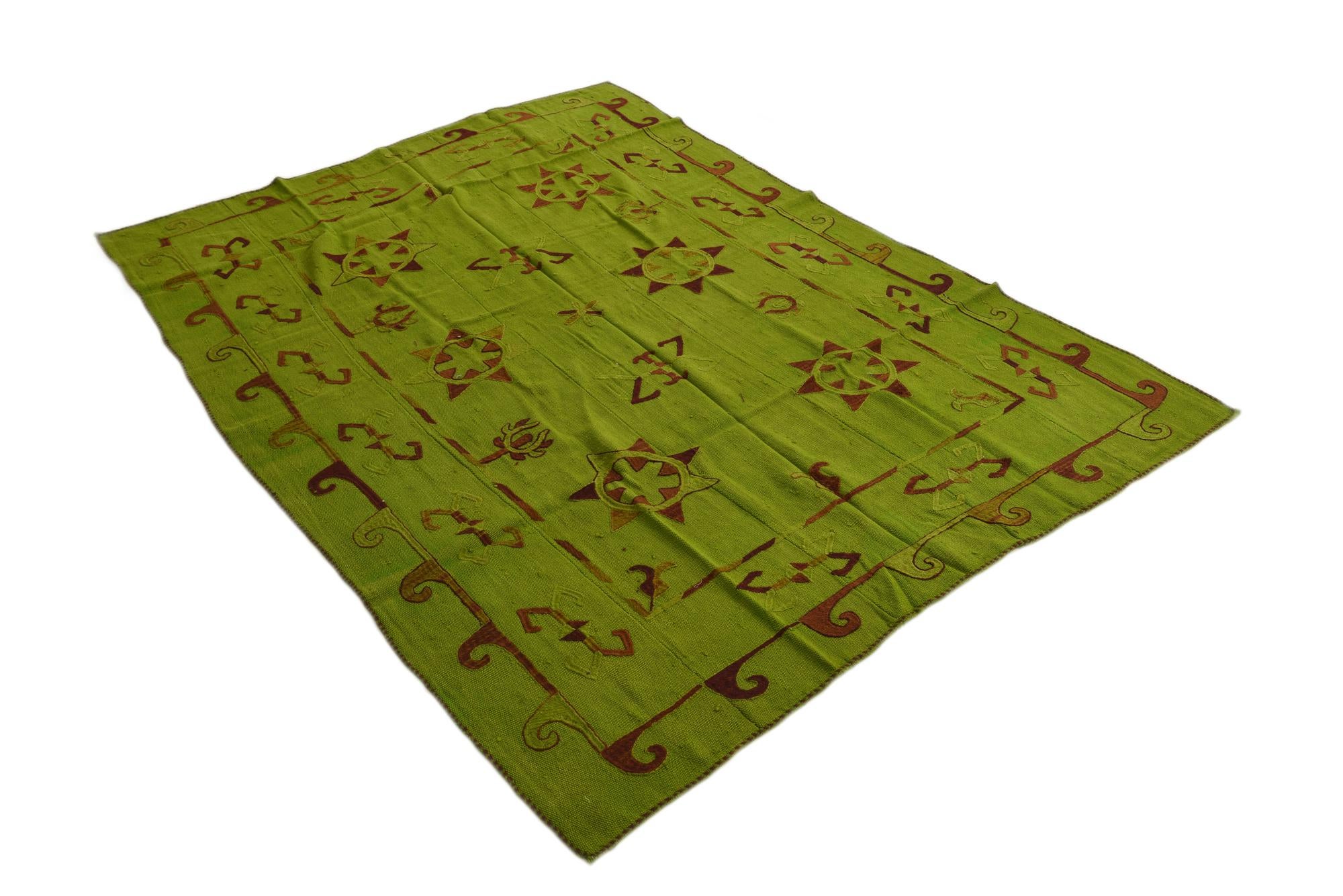 5' 6 x 7' 4 Hand Woven Kilim Suzani Wool Rug