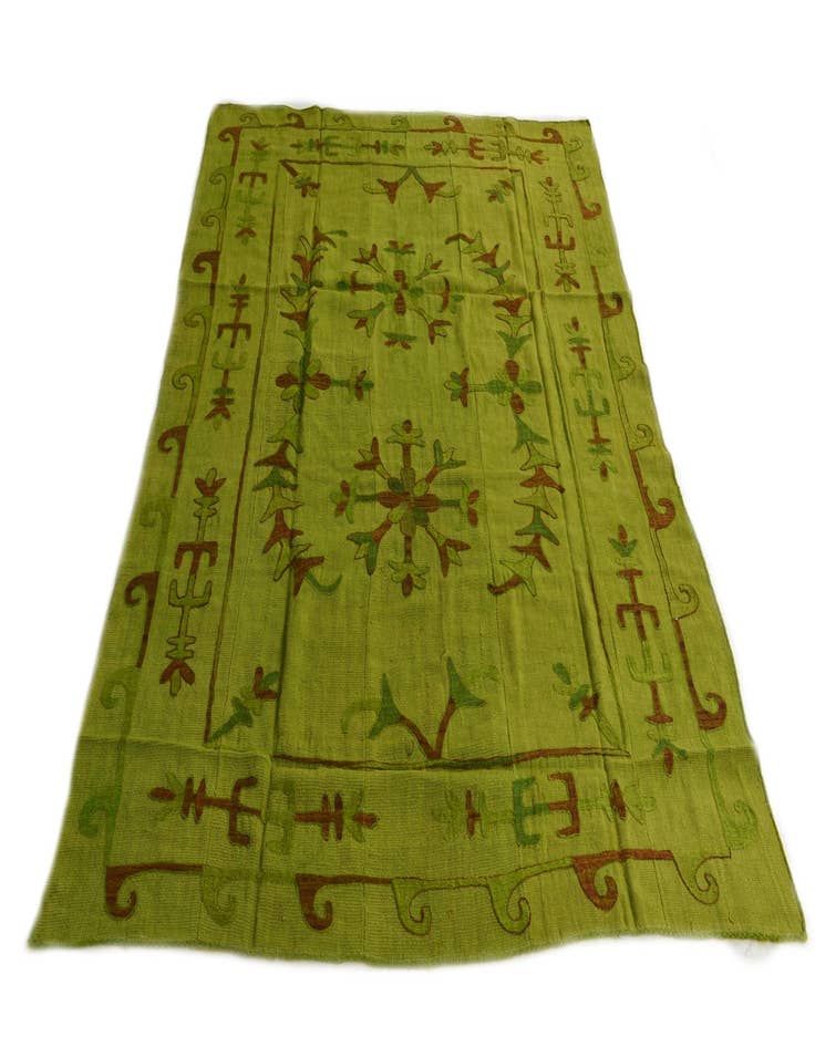 Detail image of 5' 7 x 7' 8  Hand Woven Kilim Suzani Wool Rug