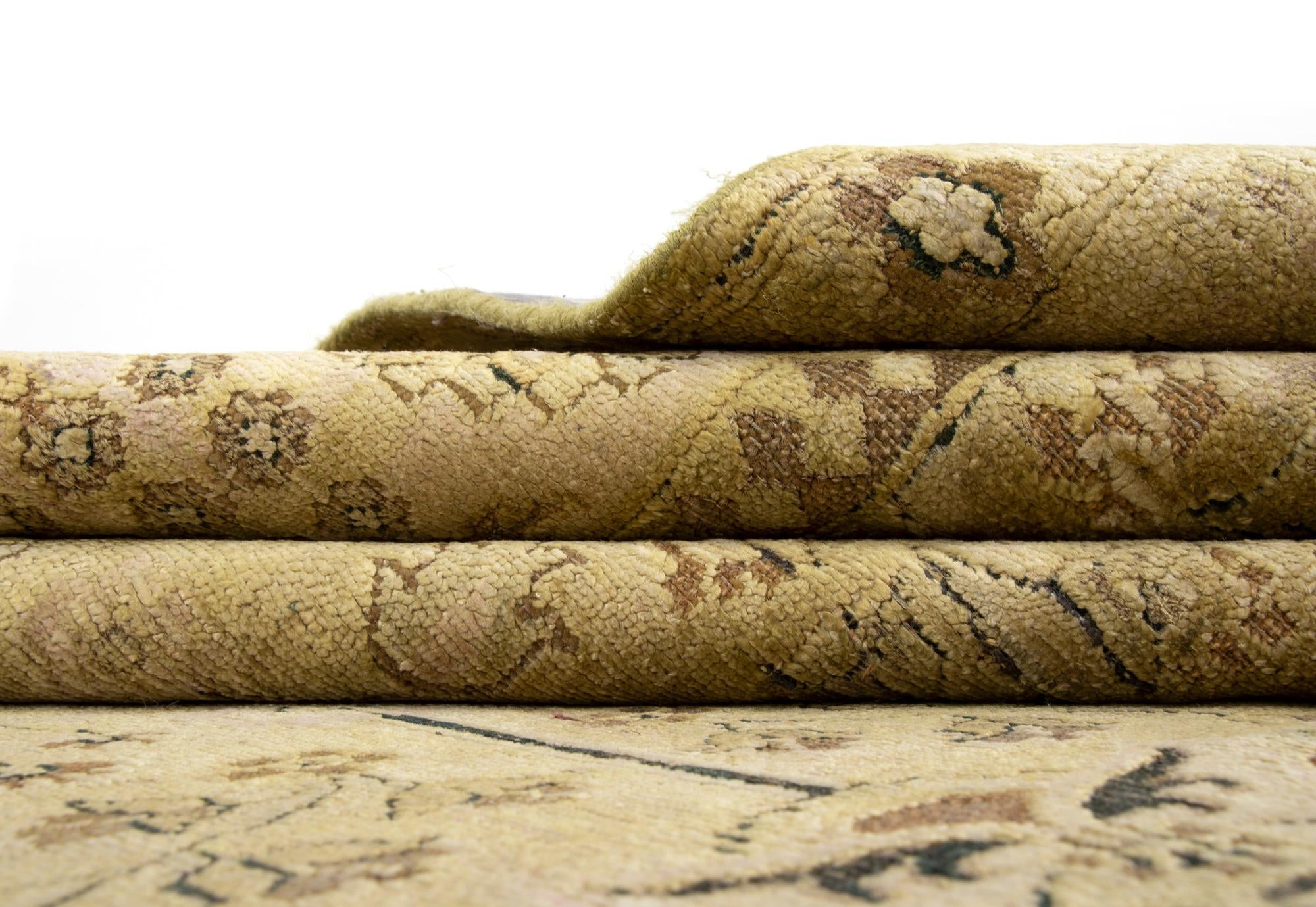 7' 11 x 10' 1 Kundan Oxod Rug