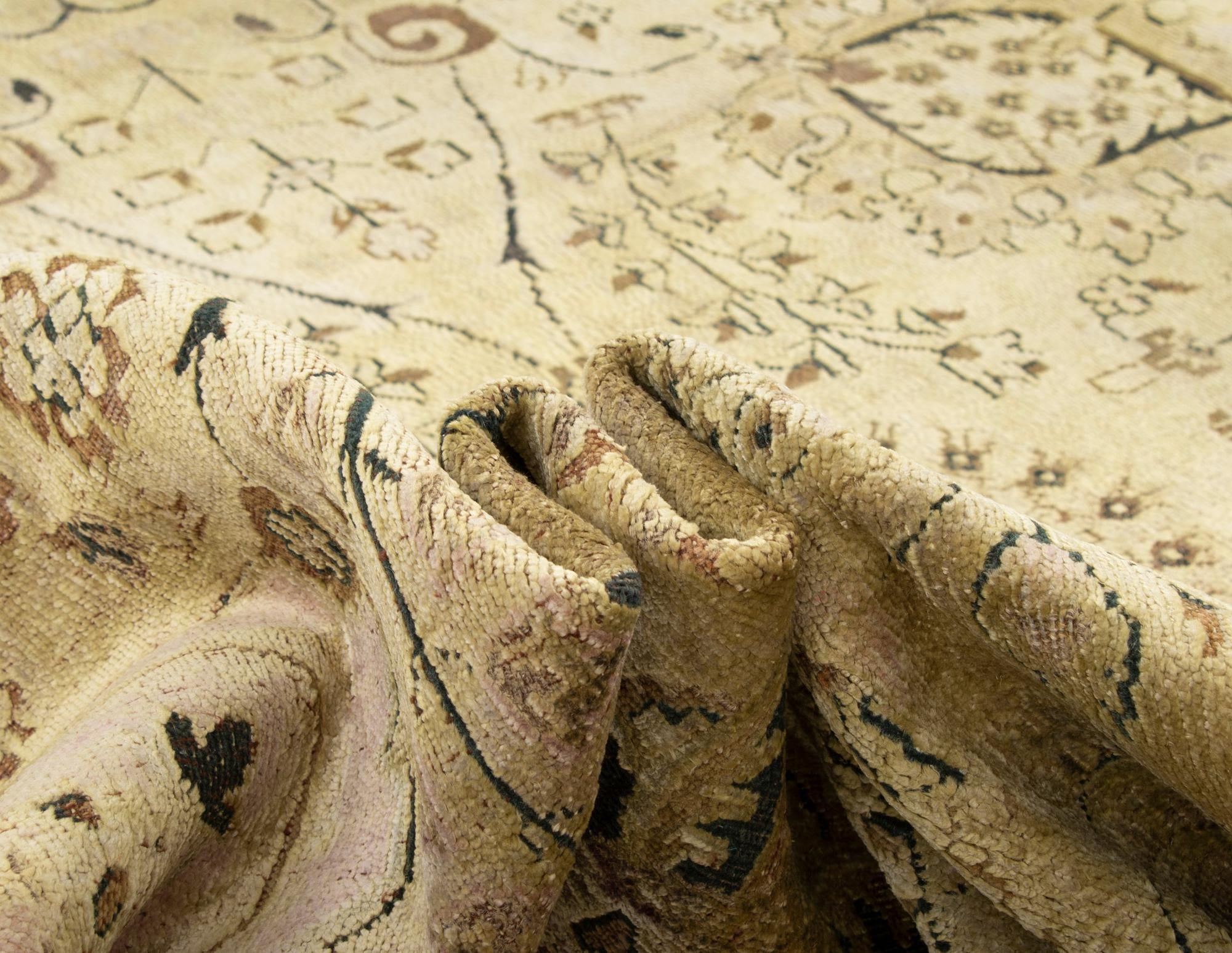 7' 11 x 10' 1 Kundan Oxod Rug