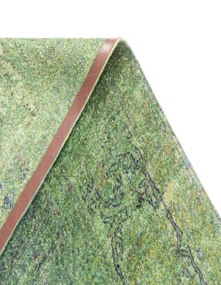 Detail image of 8' 9 x 11' 6  Hand Knotted Kundan Rug