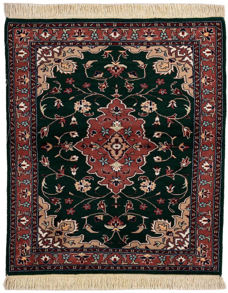 Detail image of 3' 2 x 5' 3 Hand Knotted Lahour Wool Rug