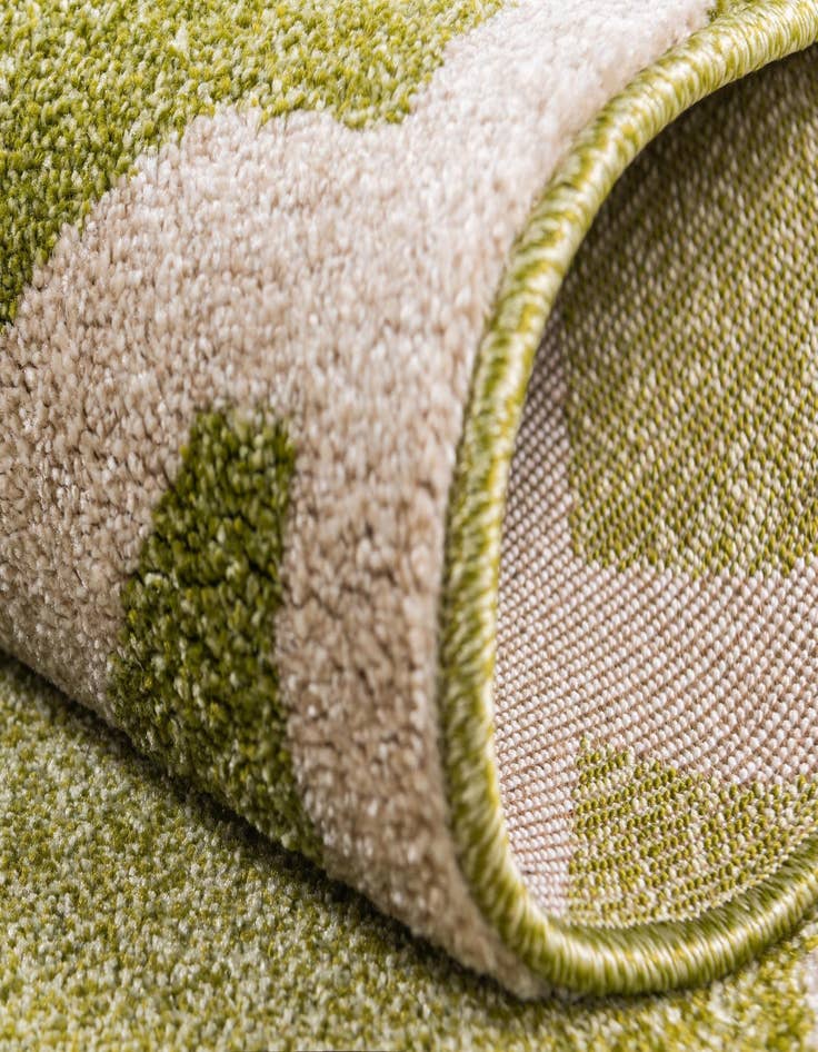 Detail image of 7' x 10' Lattice Rug