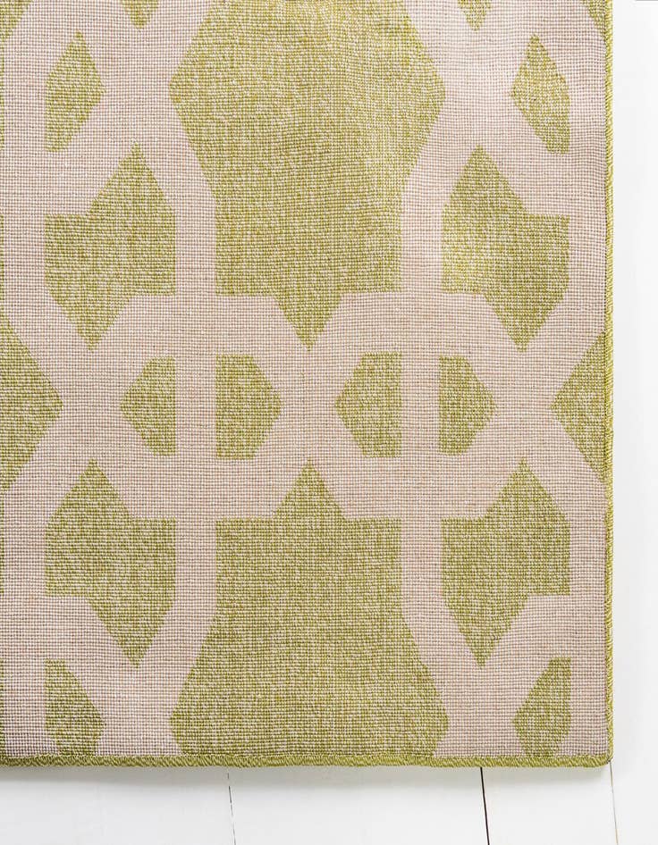 Detail image of 7' x 10' Lattice Rug