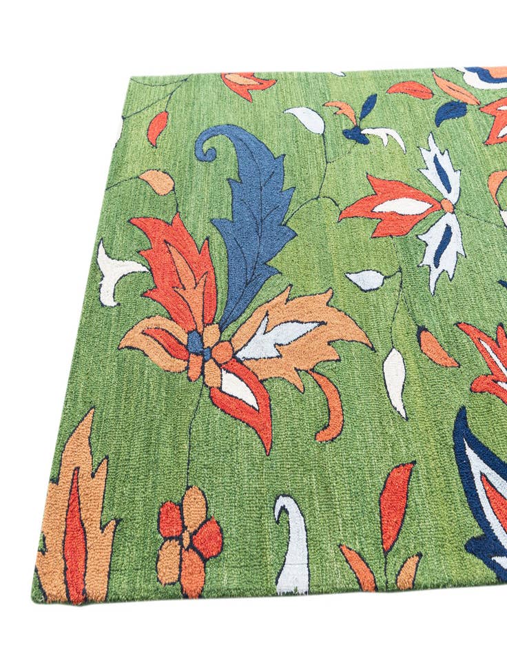 Detail image of 5' 1 x 8' Luna Rug