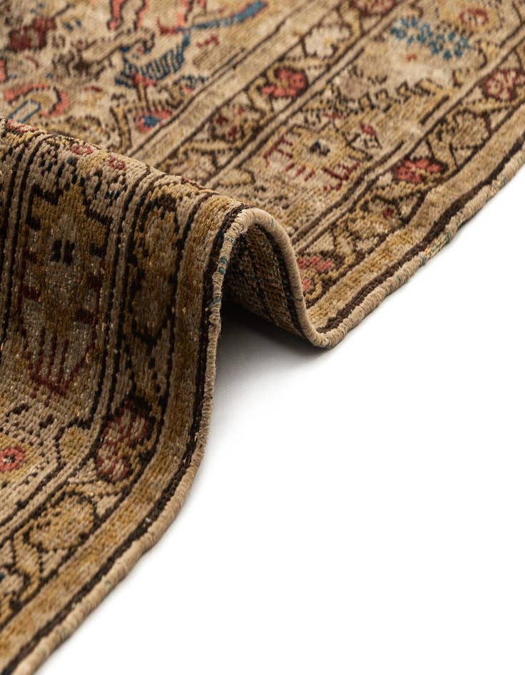 Detail image of 4' 1 x 6' 4 Malayer Rug