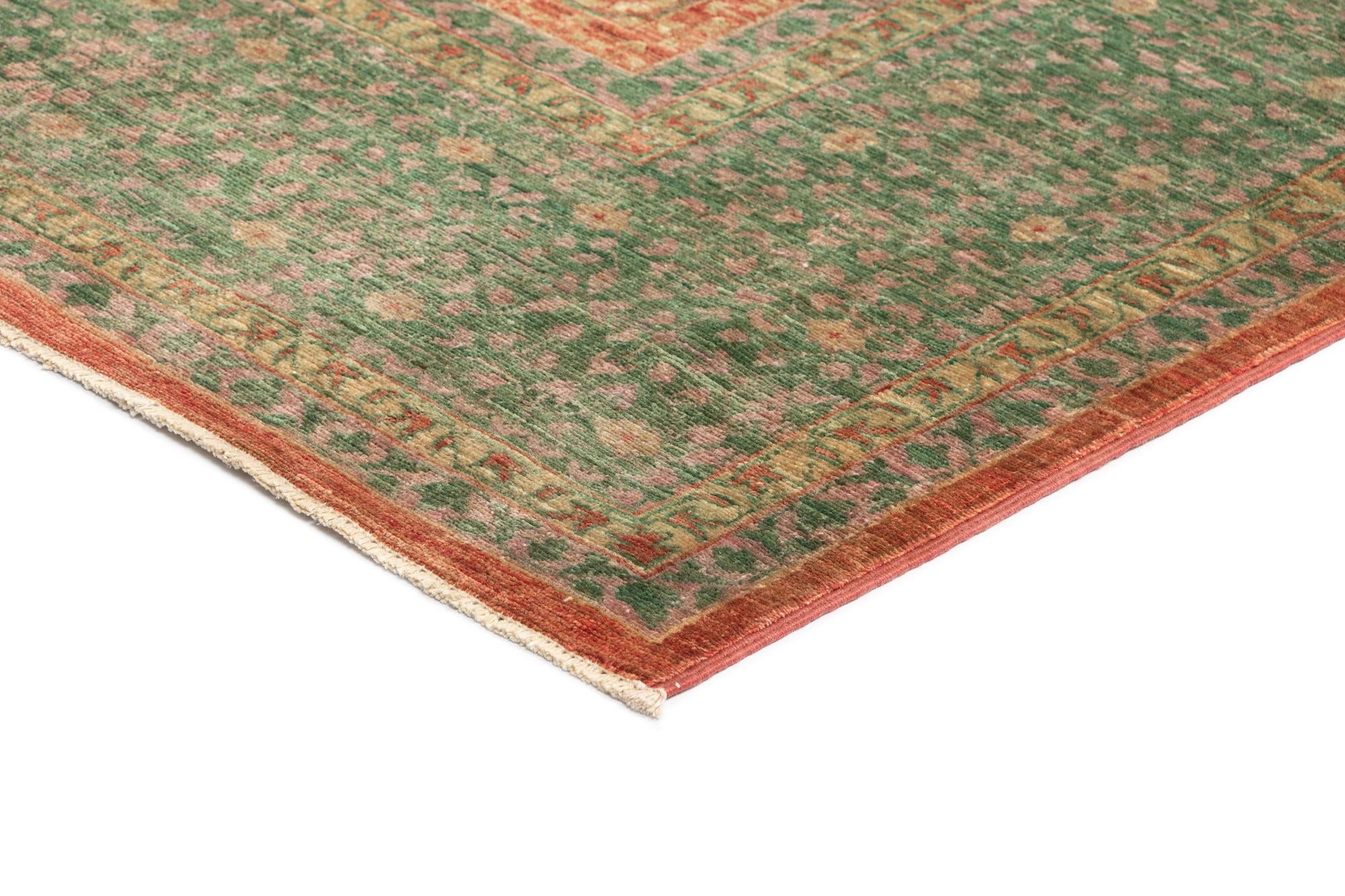 6' 10 x 9' 10 Mamluk Wool Rug