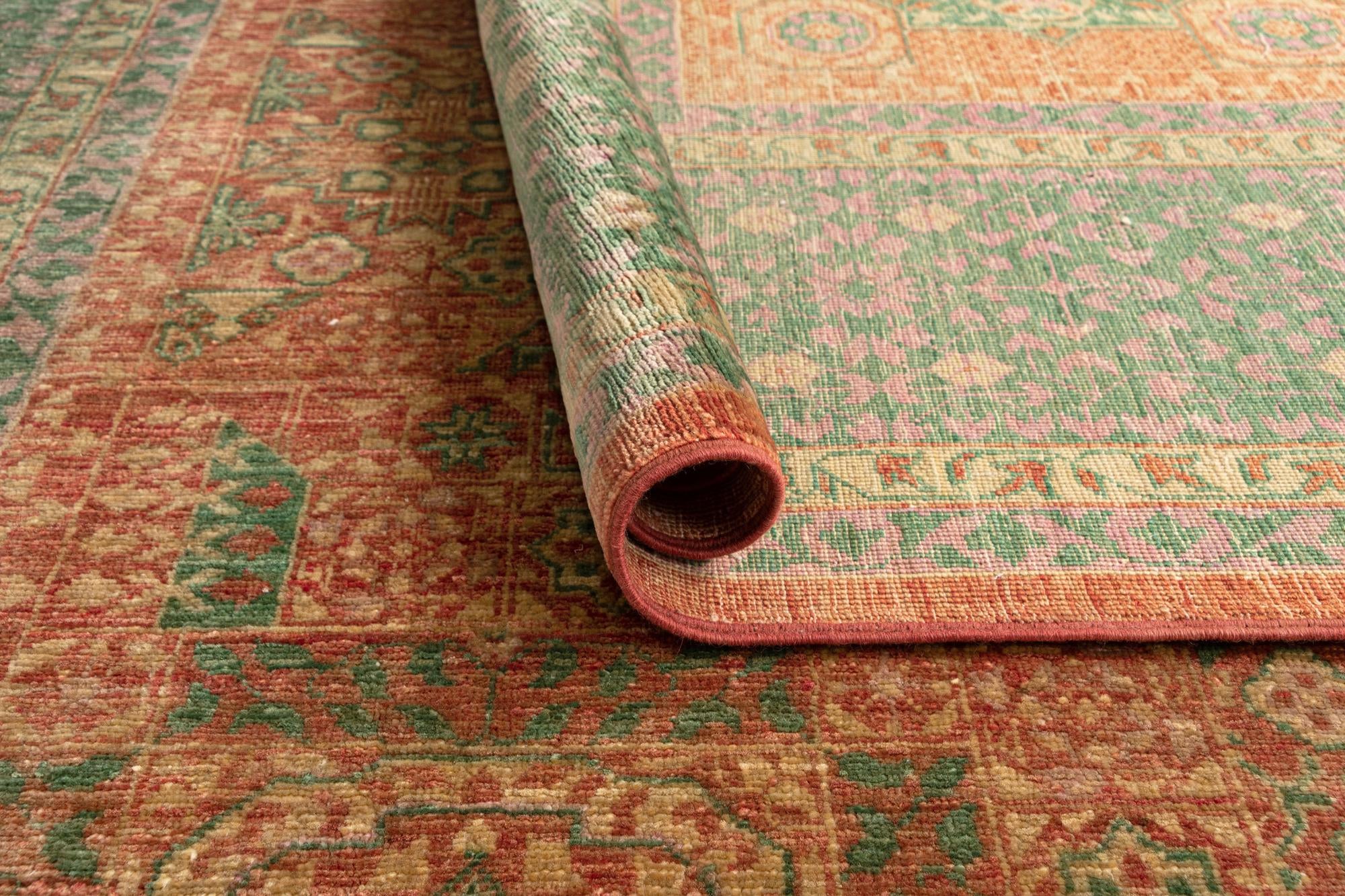 6' 10 x 9' 10 Mamluk Wool Rug