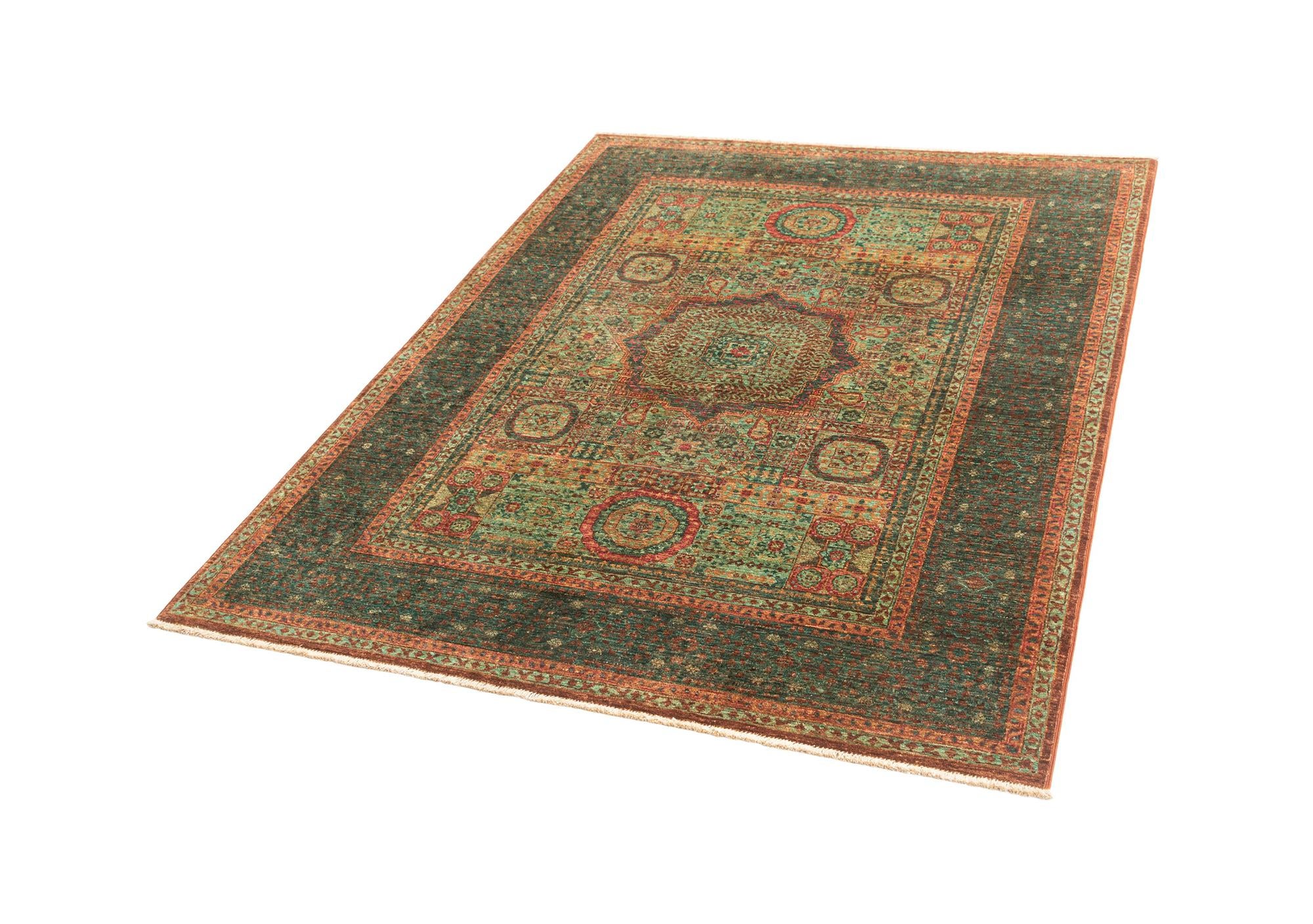 4' 11 x 6' 8 Hand Knotted Mamluk Rug