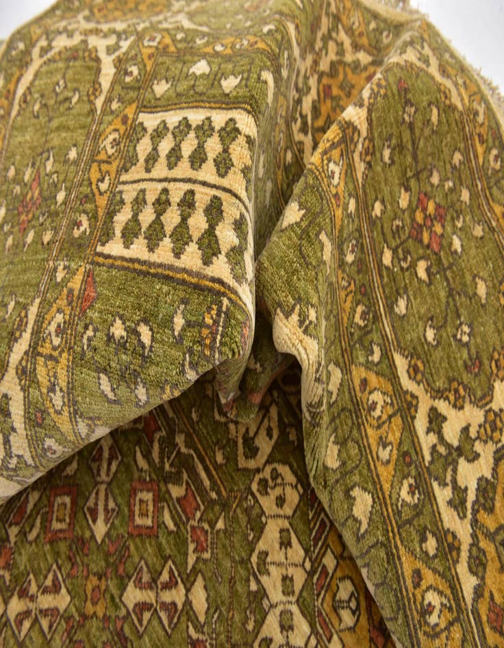 Detail image of 6' 3 x 9'  Hand Knotted Mamluk Ziegler Rug