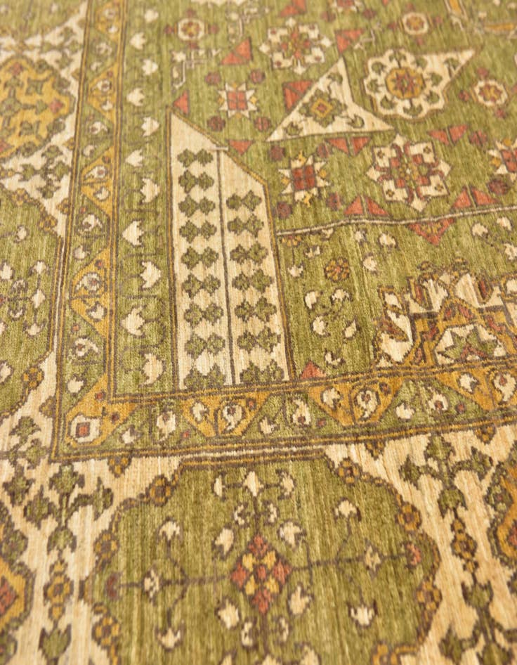 Detail image of 6' 3 x 9'  Hand Knotted Mamluk Ziegler Rug