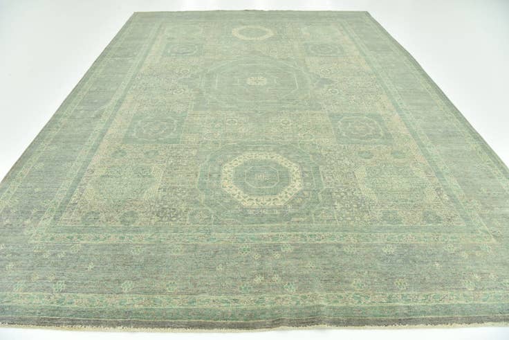 Detail image of 8' 10 x 12' Hand Knotted Mamluk Ziegler Rug