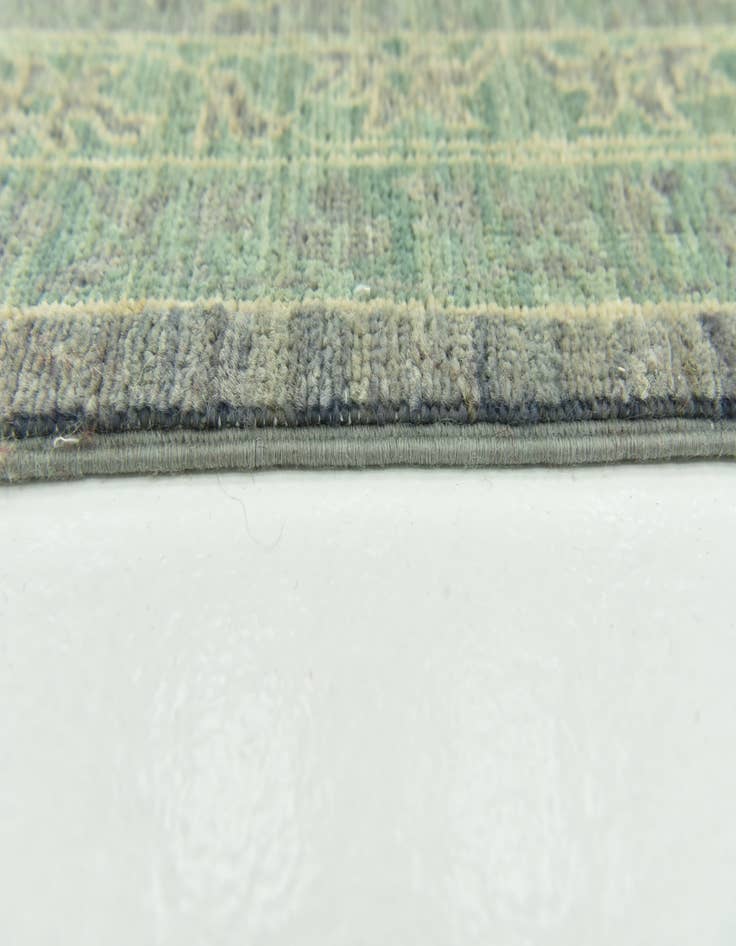 Detail image of 8' 10 x 12'  Hand Knotted Mamluk Ziegler Rug