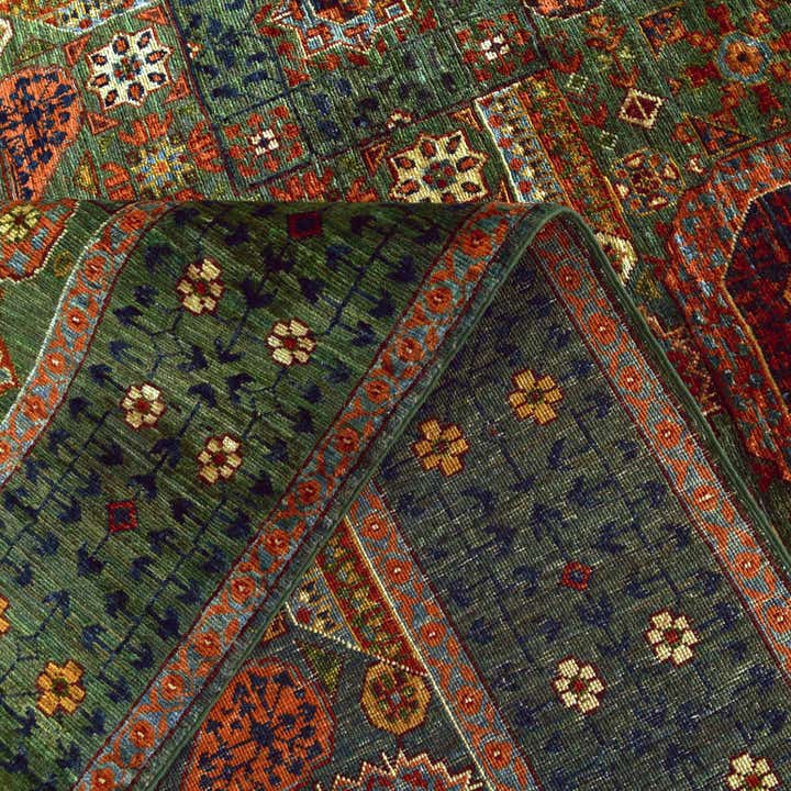 5' 10 x 7' 10 Hand Knotted Mamluk Ziegler Rug