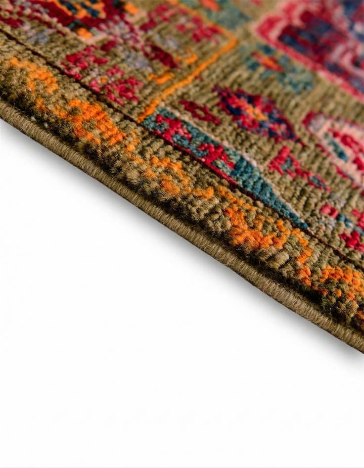 Detail image of 2' 1 x 3' 2 Hand Knotted Mamluk Ziegler Rug