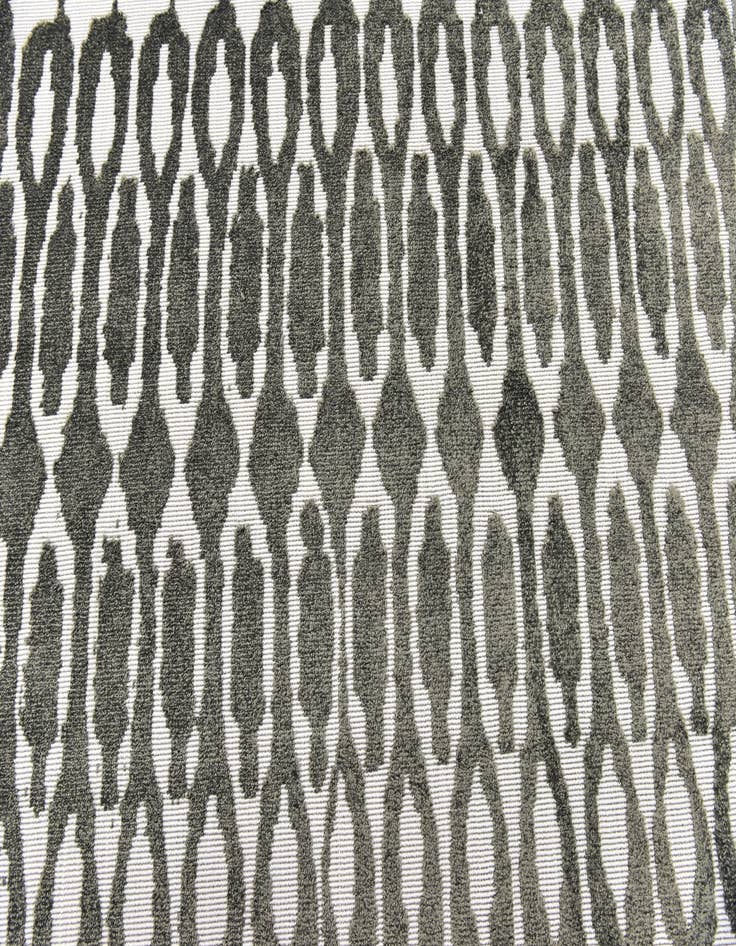 Detail image of 5' x 8' Marseille Rug