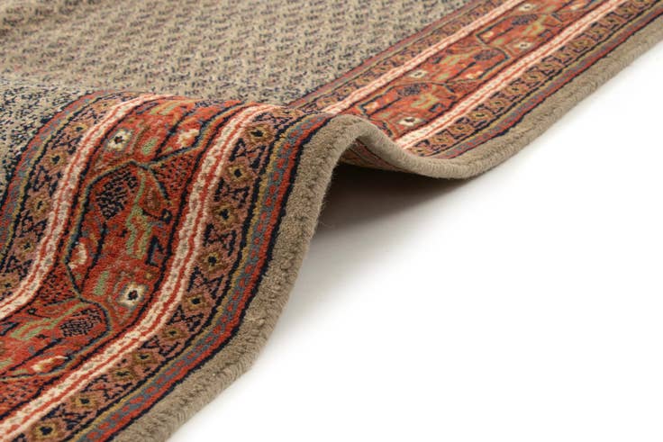 Detail image of 4' 3 x 6' 7 Mir Rug