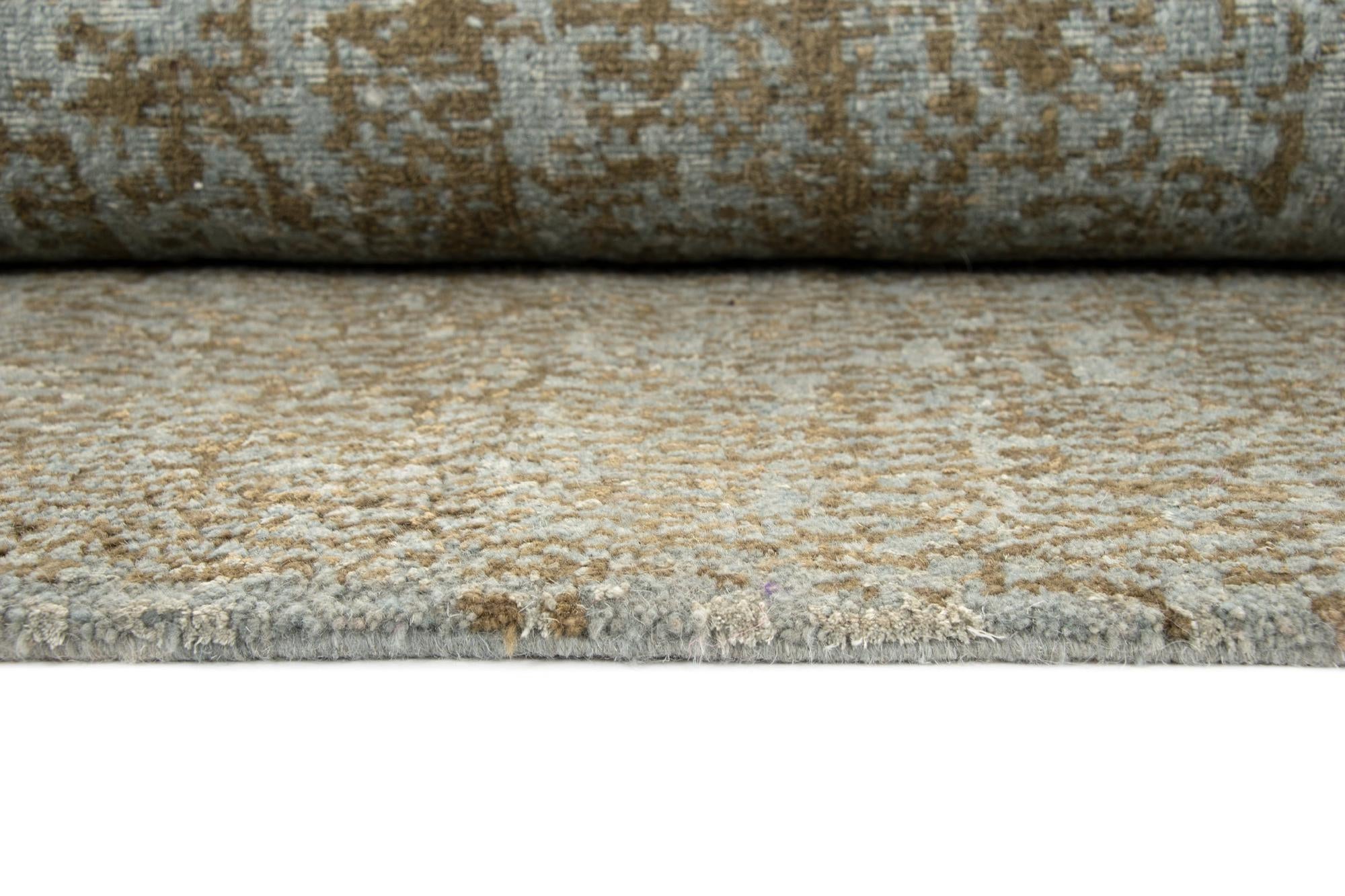 7' 7 x 9' 11 Modern Himalaya Wool Rug