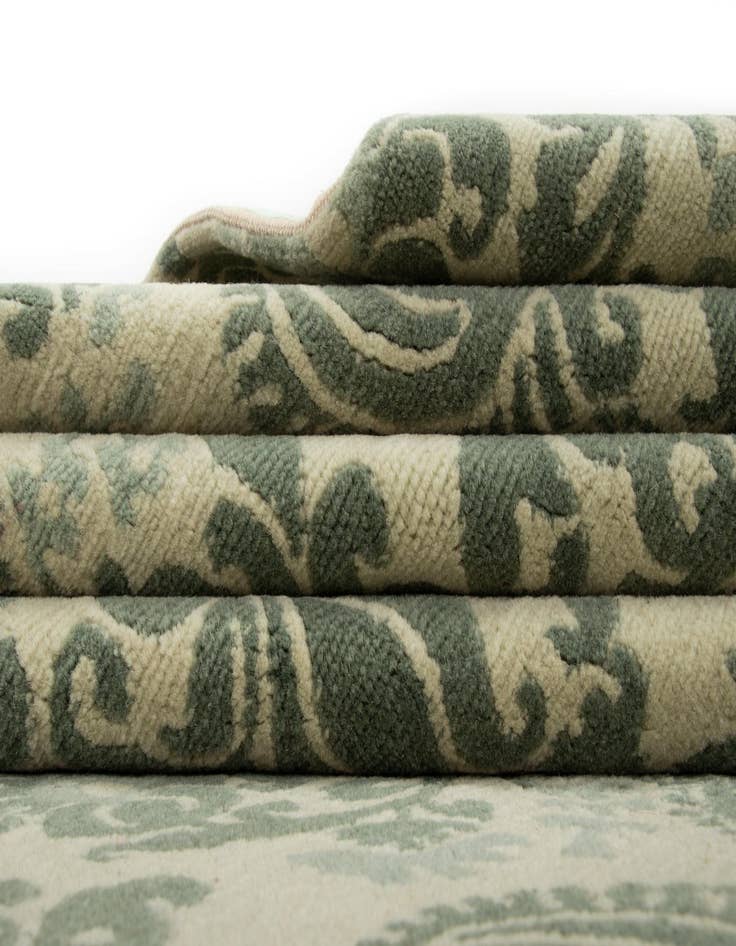 Detail image of 7' 8 x 9' 9  Hand Knotted Modern Himalaya Wool Rug