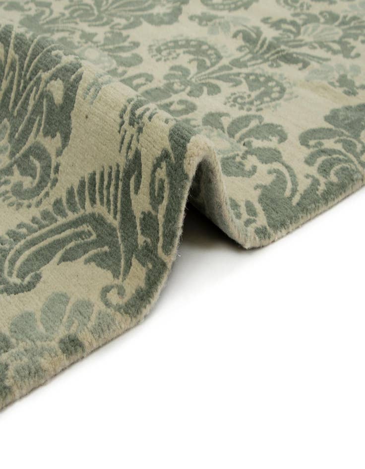 Detail image of 7' 8 x 9' 9  Hand Knotted Modern Himalaya Wool Rug