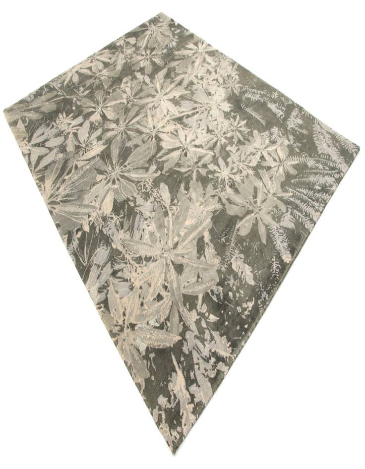 Detail image of 7' 9 x 10'  Hand Knotted Modern Himalaya Wool Rug