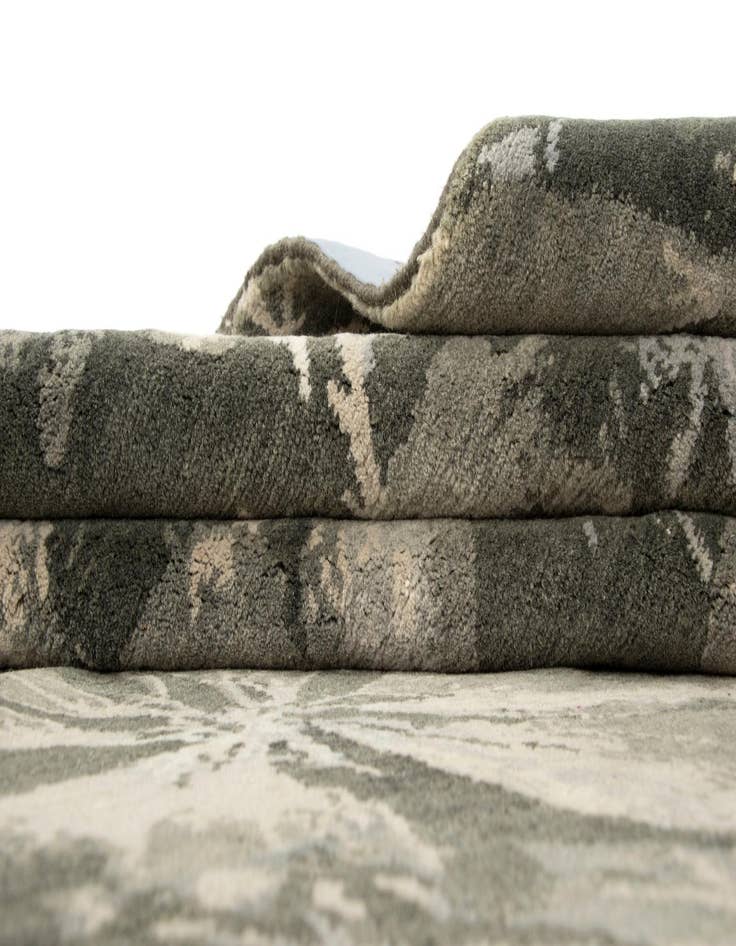 Detail image of 7' 9 x 10'  Hand Knotted Modern Himalaya Wool Rug