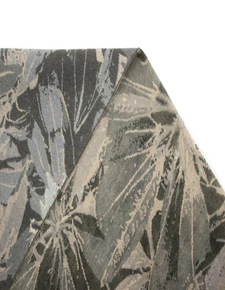 Detail image of 7' 9 x 10'  Hand Knotted Modern Himalaya Wool Rug