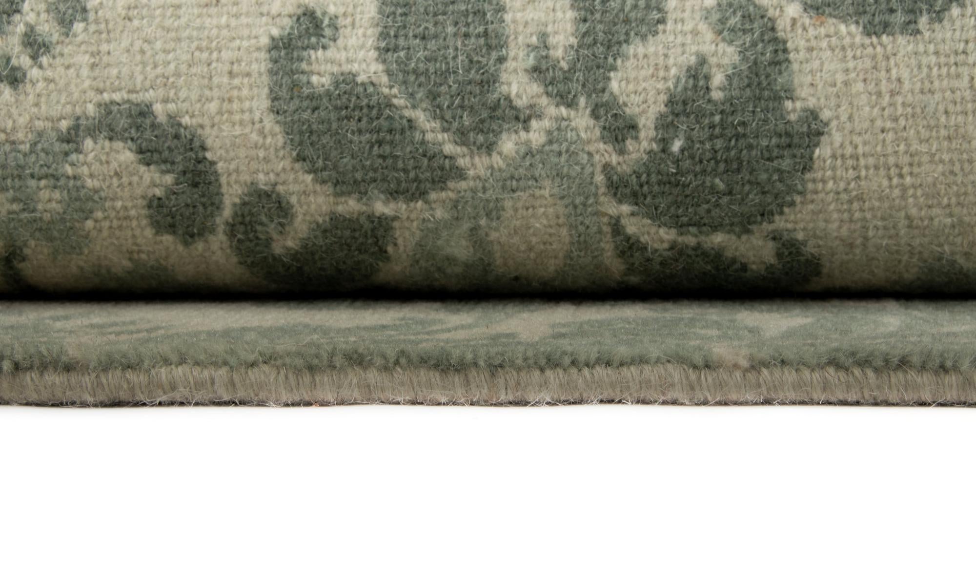 7' 7 x 9' 10 Modern Himalaya Wool Rug