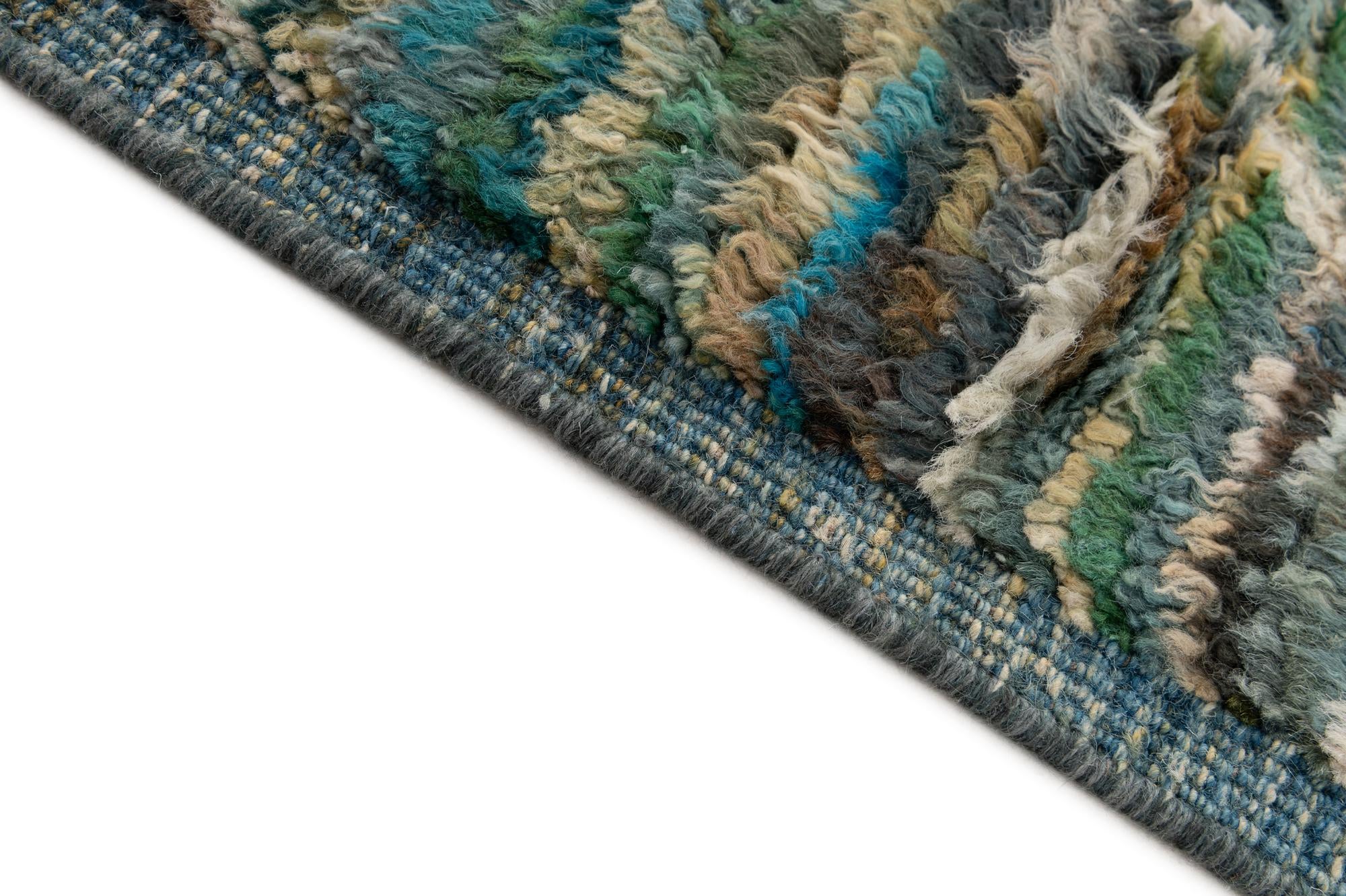 5' 1 x 6' 10 Hand Knotted Moroccan Wool Rug