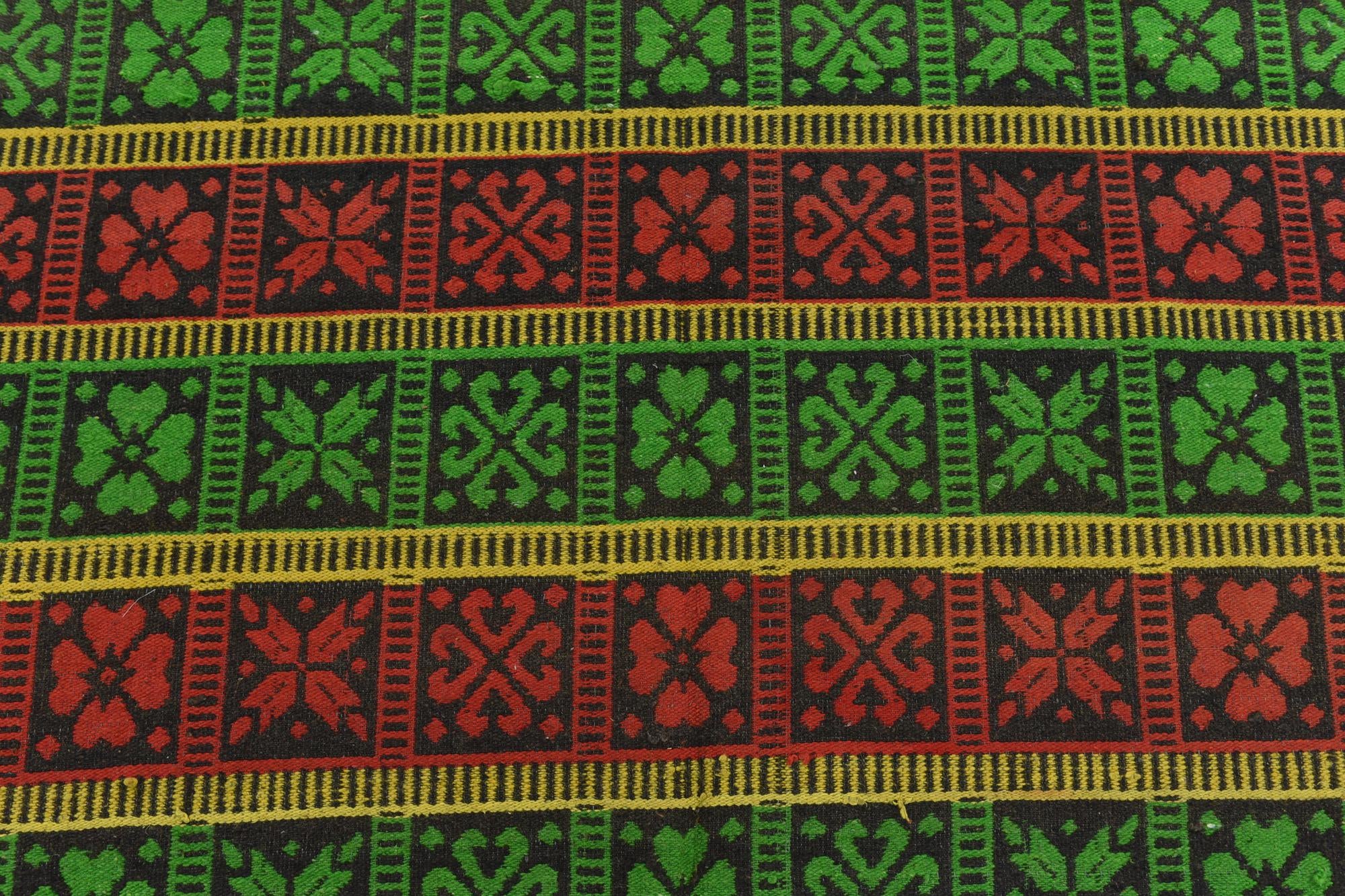 5' 5 x 8' 2 Hand Woven Moroccan Wool Rug