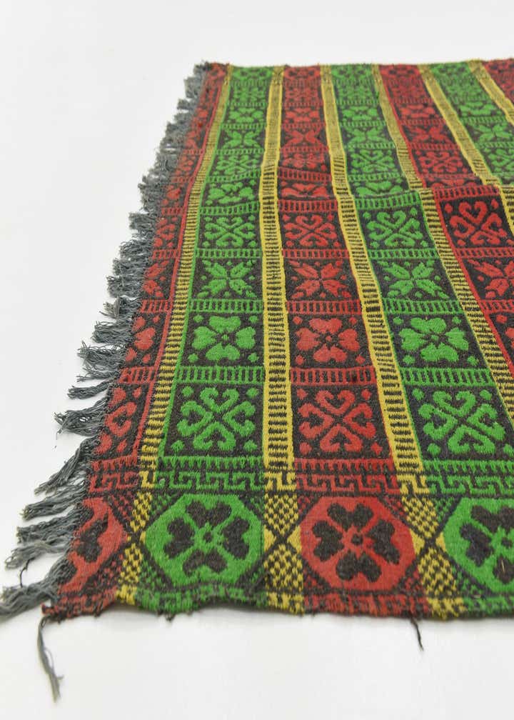 5' 5 x 8' 2 Hand Woven Moroccan Wool Rug