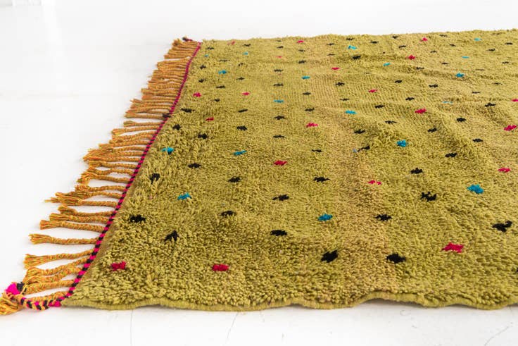 Detail image of 6' 8 x 10' 4 Hand Knotted Moroccan Wool Rug