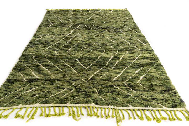6' 9 x 10' 3 Hand Knotted Moroccan Wool Rug