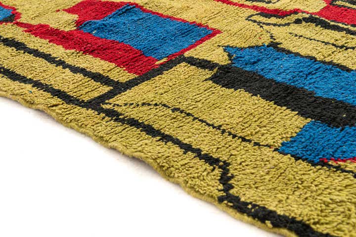 5' x 8' 6 Hand Knotted Moroccan Wool Rug