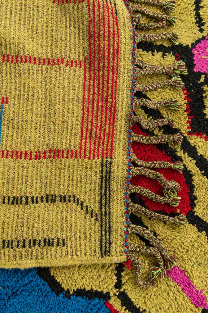 5' x 8' 6 Hand Knotted Moroccan Wool Rug