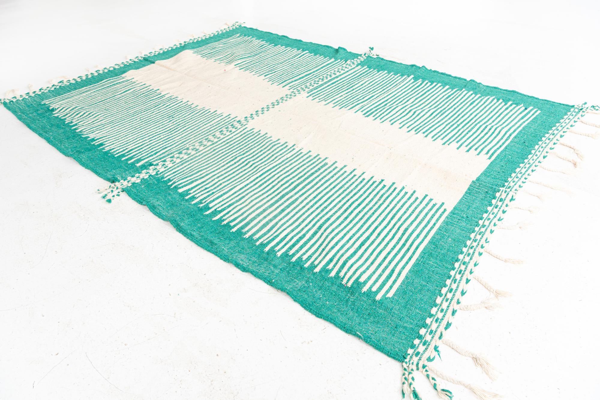 7' x 9' 10 Hand Knotted Moroccan Wool Rug