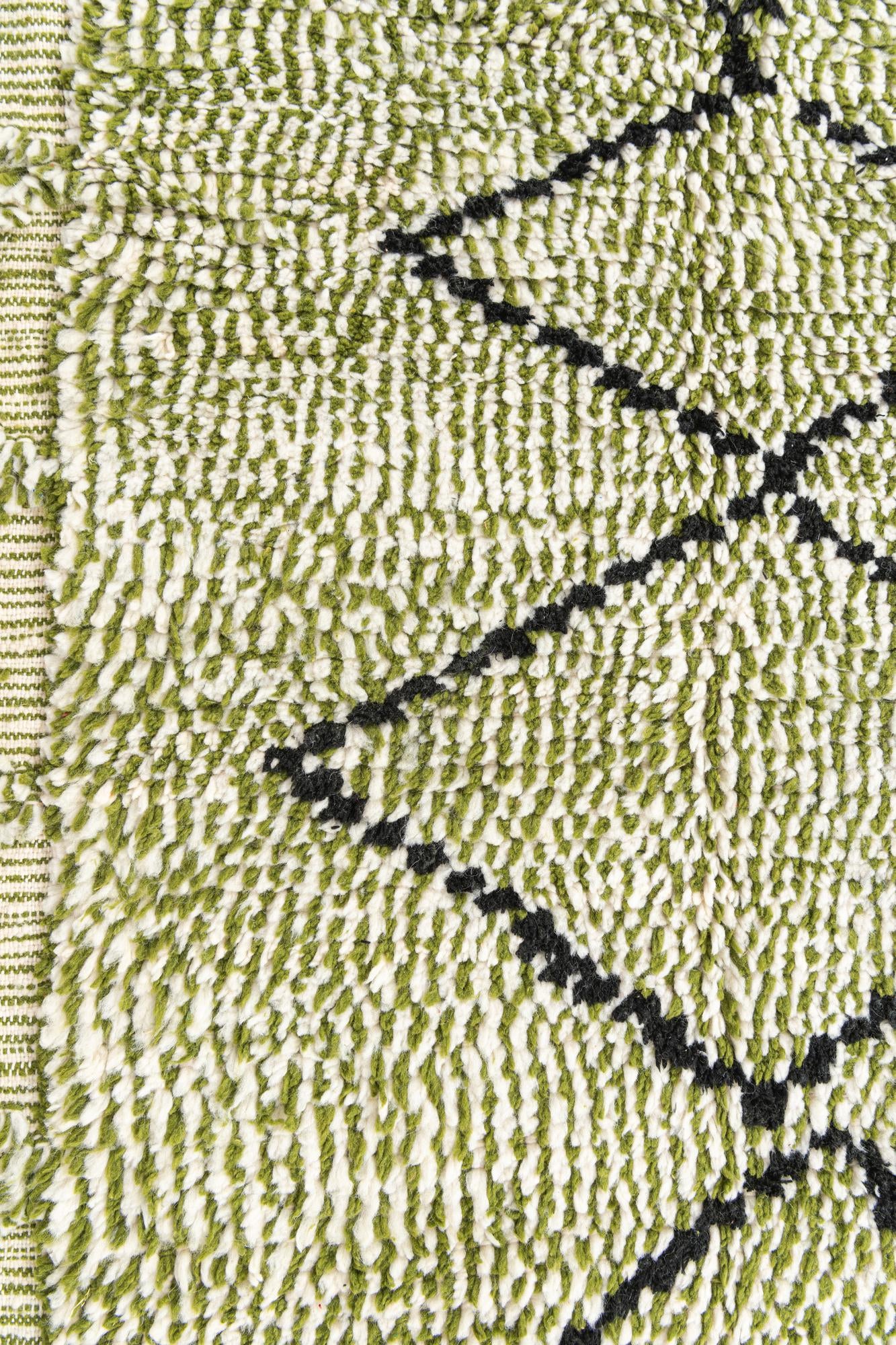4' 3 x 6' 6 Hand Knotted Moroccan Wool Rug