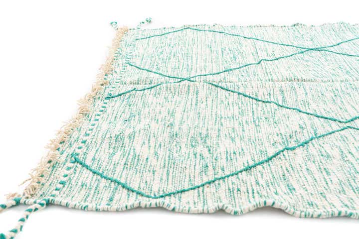 5' x 8' Hand Knotted Moroccan Wool Rug