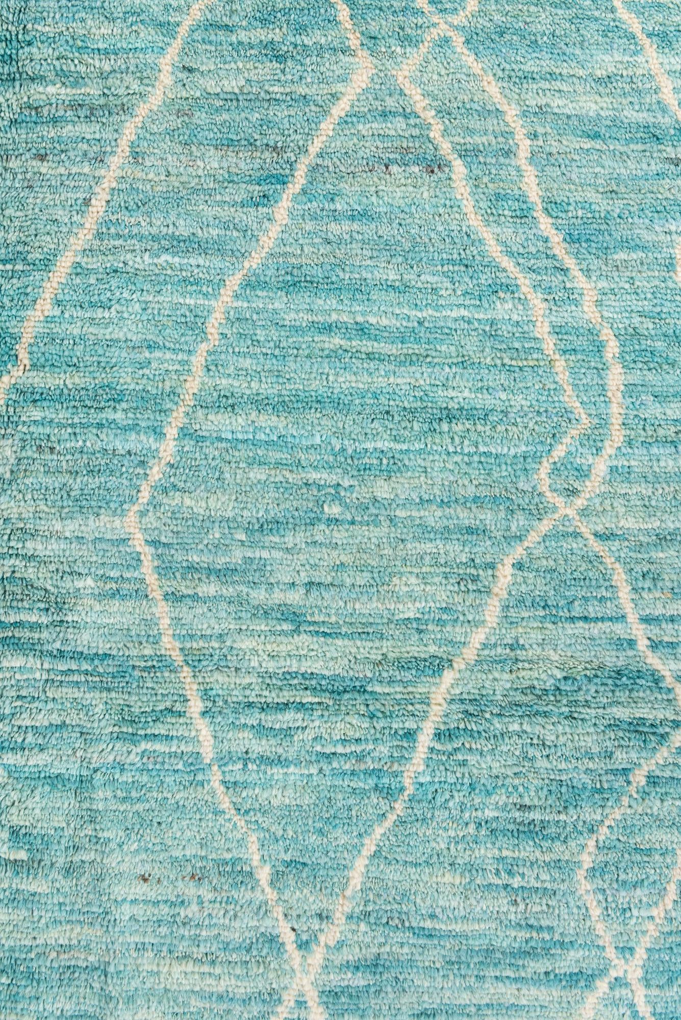 5' 7 x 8' 2 Hand Knotted Moroccan Wool Rug