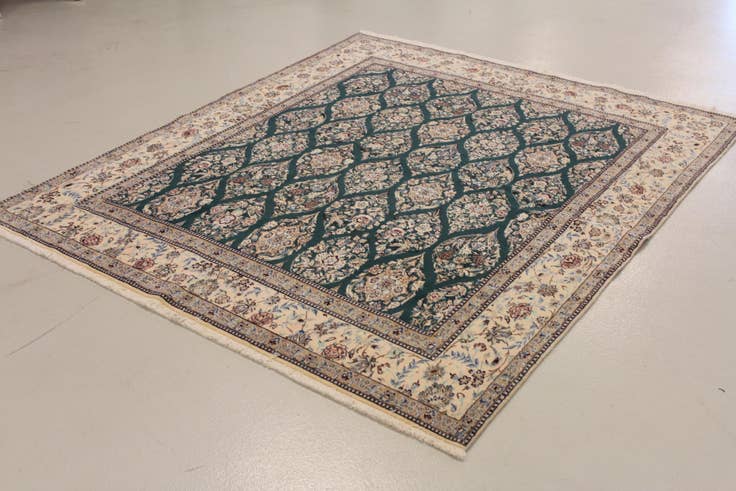 Detail image of 6' 6 x 7' 9 Hand Knotted Nain Persian Rug