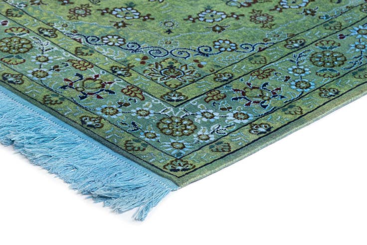 Detail image of 4' 3 x 6' 7 Nain Rug