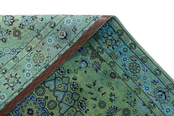 4' 3 x 6' 7 Nain Rug