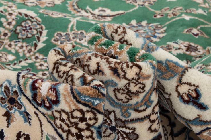 Detail image of 6' 6 x 9' 11 Hand Knotted Nain Persian Rug